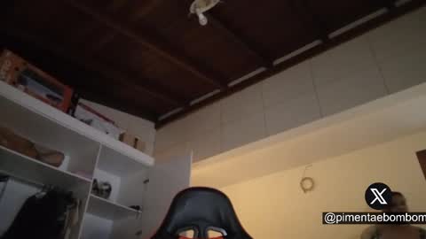 Snapshot of bombomepimenta chatting on 26, 9, 2025 bombomepimenta online show from 26, 9, 2025