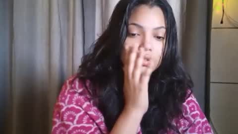 Snapshot of bombomepimenta chatting on 21, 11, 2025 bombomepimenta online show from 21, 11, 2025