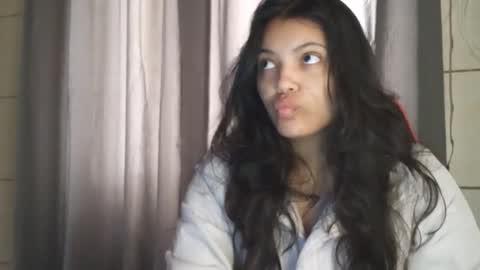 Snapshot of bombomepimenta chatting on 24, 11, 2025 bombomepimenta online show from 24, 11, 2025