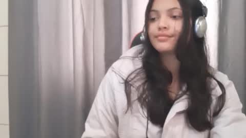 Snapshot of bombomepimenta chatting on 25, 11, 2025 bombomepimenta online show from 25, 11, 2025