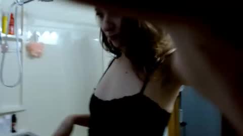 Snapshot of bombshellbaeby chatting on 8, 3, 2026 BombshellBaeby online show from 8, 3, 2026