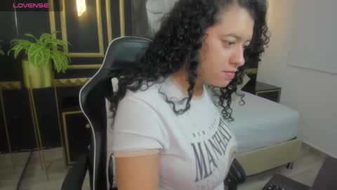 bonnie68_ online show from 10, 11, 2025