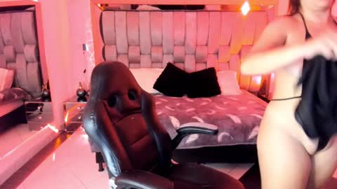 Snapshot of bonnie_an chatting on 17, 12, 2024 Bonnie online show from 17, 12, 2024