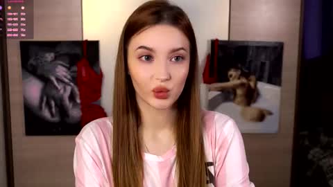 Snapshot of bonniecannon chatting on 28, 10, 2025 Grace online show from 28, 10, 2025