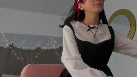   online show from 3, 12, 2024
