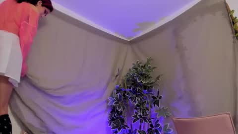   online show from 10, 10, 2025