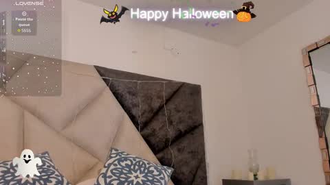   online show from 31, 10, 2025