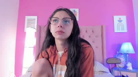 Bonnie  online show from 20, 12, 2024