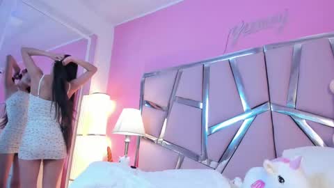 Bonnie  online show from 10, 2, 2025