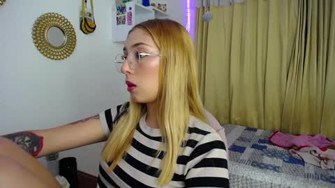 Soffy Brooks Independent model online show from 21, 1, 2025