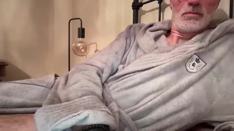 Snapshot of bonzo21 chatting on 15, 10, 2025 bonzo21 online show from 15, 10, 2025