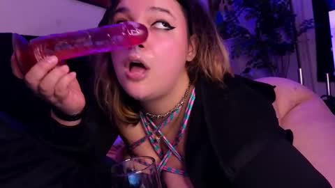 Snapshot of booboosperfectfacefuck chatting on 3, 2, 2025 Nova sub to my fan club for free pms and sexy sloppy videos online show from 3, 2, 2025