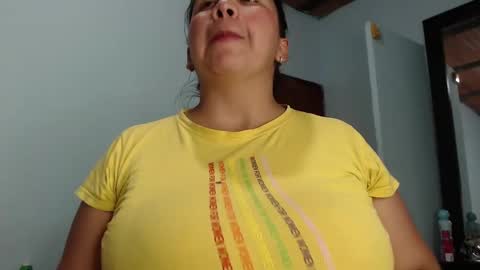 Snapshot of boobs_helling_ chatting on 11, 2, 2025 Luciana independent model online show from 11, 2, 2025