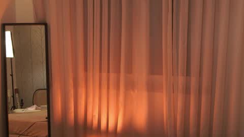 boootyfrytti online show from 25, 10, 2025