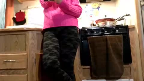 Snapshot of bootyinpantyhose chatting on 2, 11, 2025 GinaBooty online show from 2, 11, 2025