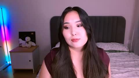 Snapshot of bootylecious_ chatting on 12, 11, 2025 Mona online show from 12, 11, 2025