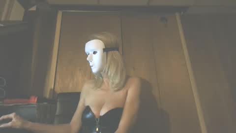 bored_housewife1985 online show from 2, 12, 2024