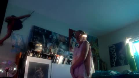 Bottomboo7 online show from 19, 10, 2025