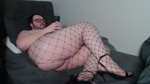 Snapshot of bottomcub98 chatting on 12, 2, 2025 BottomCub98 online show from 12, 2, 2025