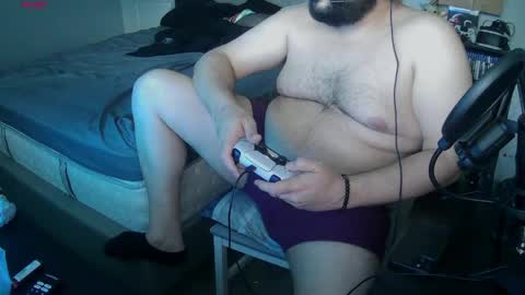 Snapshot of bottomman1990 chatting on 8, 4, 2026 uncutpr online show from 8, 4, 2026