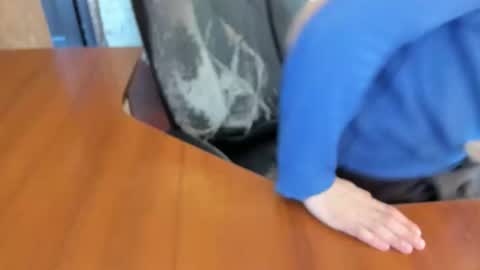 BoyApollon online show from 1, 2, 2026