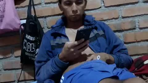 Boy online show from 18, 10, 2025