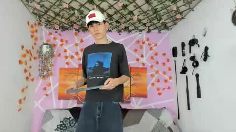 boys4hot_777 online show from 28, 2, 2025