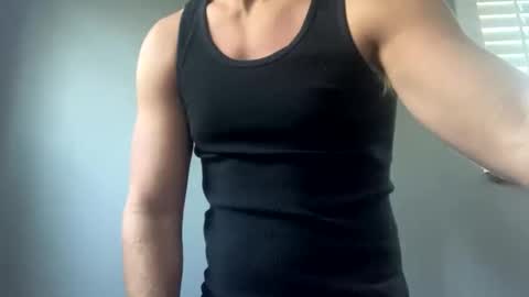 Snapshot of boytoy8969 chatting on 27, 10, 2025 boytoy8969 online show from 27, 10, 2025