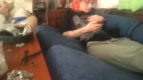 boywithbug online show from 28, 1, 2025