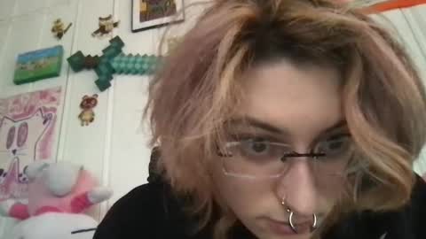 boywithbug online show from 4, 3, 2025