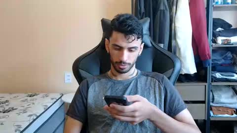 boyzinm2 online show from 16, 2, 2026