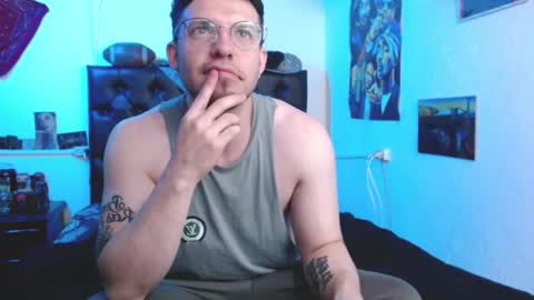 Snapshot of brad_hot_boy chatting on 13, 12, 2024 brad hot boy online show from 13, 12, 2024