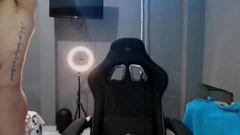 Snapshot of brad_wesley__ chatting on 24, 1, 2025 Brad online show from 24, 1, 2025