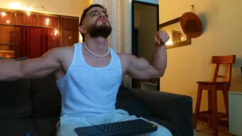 Snapshot of bradley_martinez chatting on 6, 1, 2025 Bradley Martinez online show from 6, 1, 2025