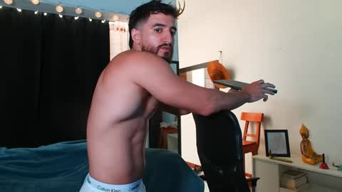 Snapshot of bradley_martinez chatting on 29, 1, 2025 Bradley Martinez online show from 29, 1, 2025