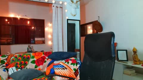 Snapshot of bradley_martinez chatting on 2, 2, 2025 Bradley Martinez online show from 2, 2, 2025