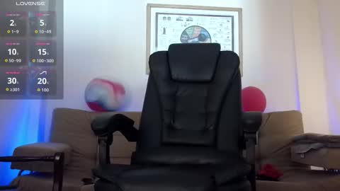 Bradley Colton Independ Model online show from 25, 10, 2025