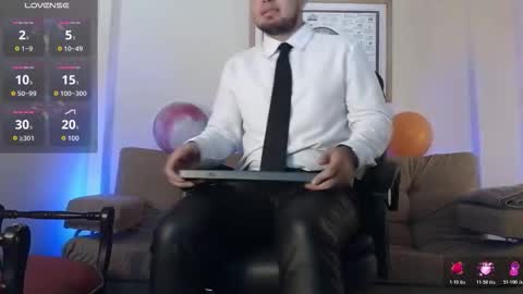 Bradley Colton Independ Model online show from 5, 12, 2025