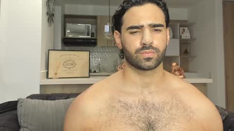 bradleymartin7 online show from 20, 12, 2024