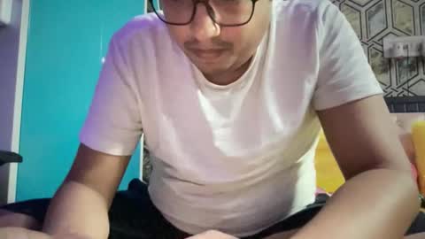 Klaus online show from 4, 12, 2025