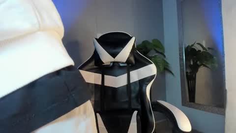 Brand  online show from 8, 2, 2026