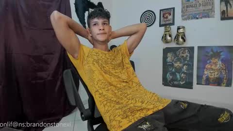 Snapshot of brandonstonexl chatting on 22, 10, 2025 Brandon Stone online show from 22, 10, 2025