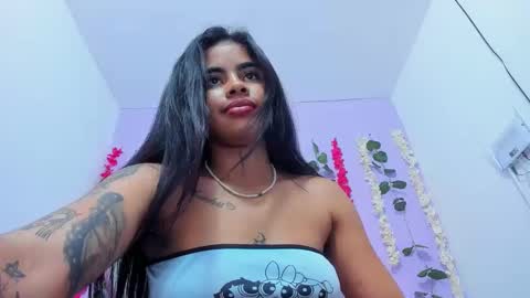 Snapshot of bratz_evans chatting on 15, 12, 2024 bratz_evans online show from 15, 12, 2024