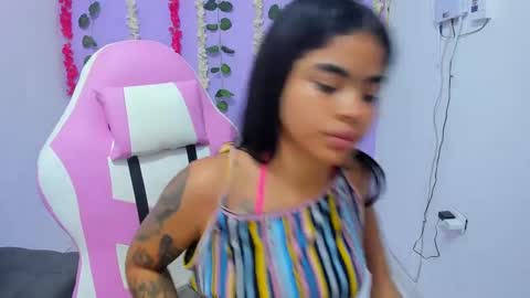 Snapshot of bratz_evans chatting on 7, 1, 2025 bratz_evans online show from 7, 1, 2025