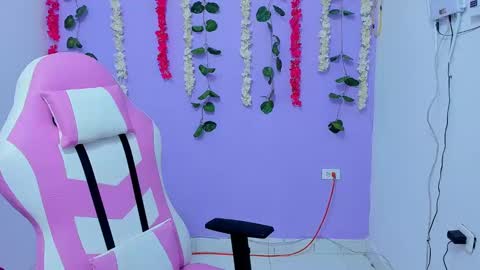 Snapshot of bratz_evans chatting on 26, 1, 2025 bratz_evans online show from 26, 1, 2025