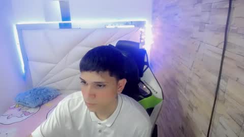 Snapshot of brayan_lopezz chatting on 17, 1, 2025 BRAYAN online show from 17, 1, 2025