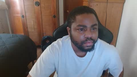 Breadw1nnah online show from 8, 1, 2025