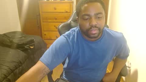 Breadw1nnah online show from 8, 11, 2025