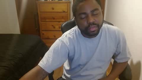 Breadw1nnah online show from 9, 11, 2025