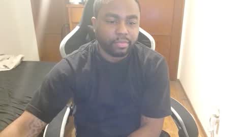 Breadw1nnah online show from 5, 12, 2025